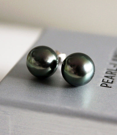 Luxury Black Pearl Earrings in 18ct Gold